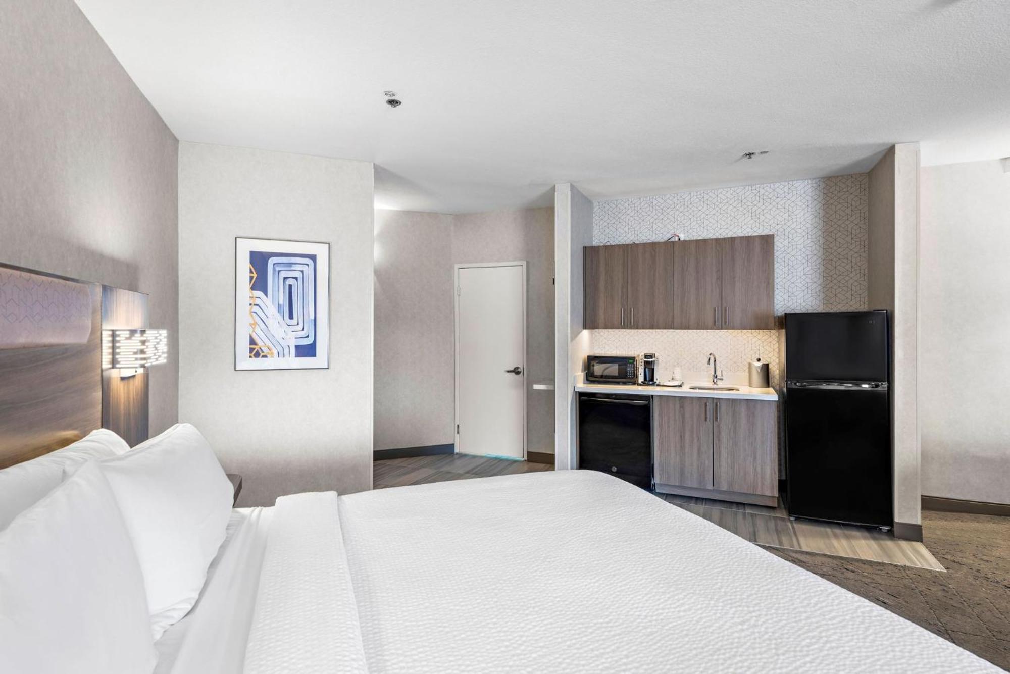Holiday Inn Express La Mesa Near Sdsu By Ihg Exterior photo